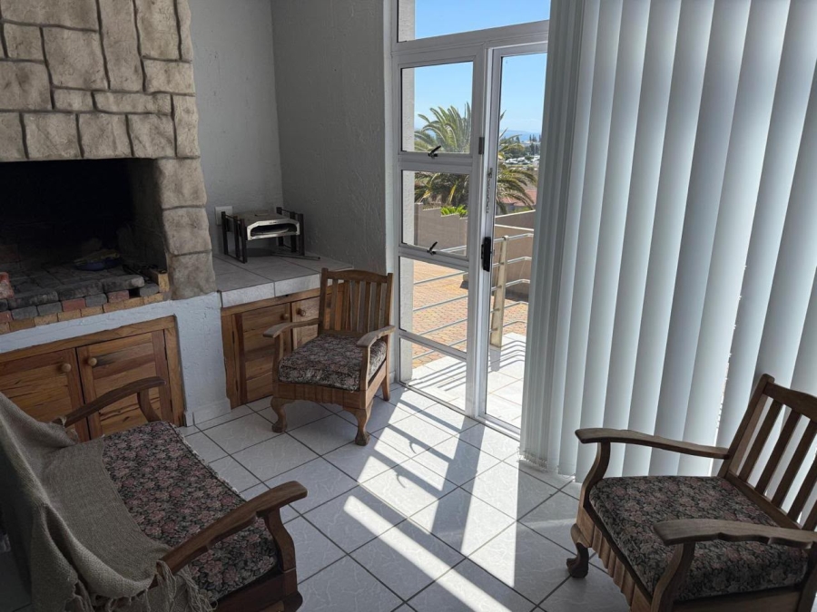 2 Bedroom Property for Sale in Hartenbos Heuwels Western Cape